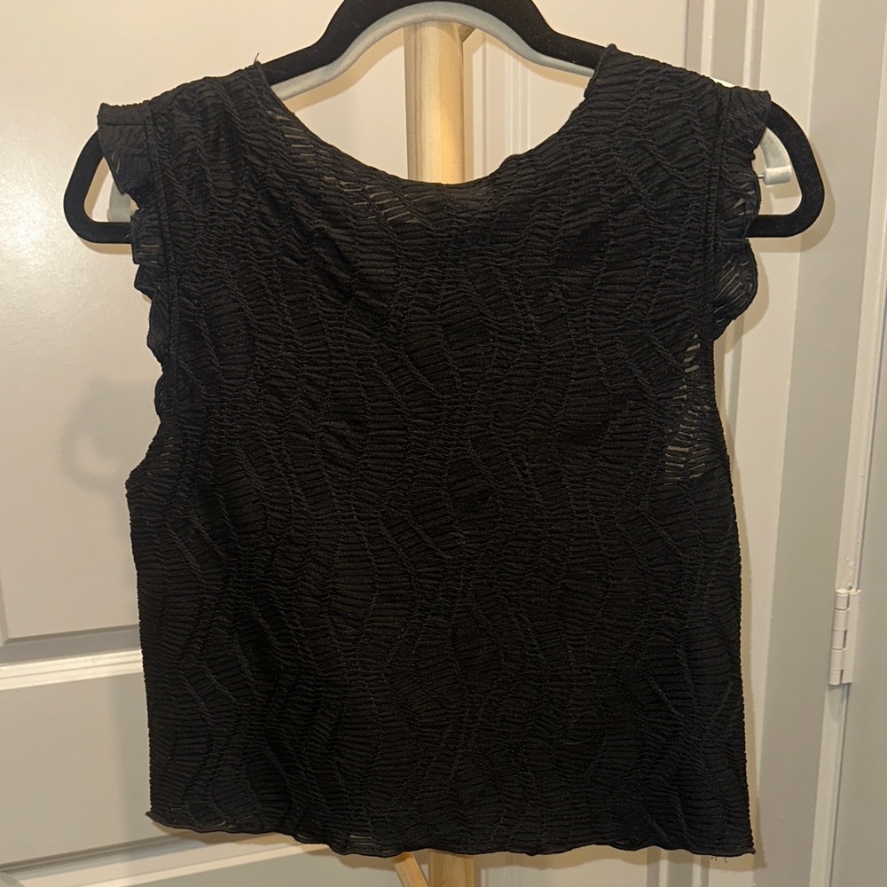 Black Textured Sleeveless Women's Tank Top